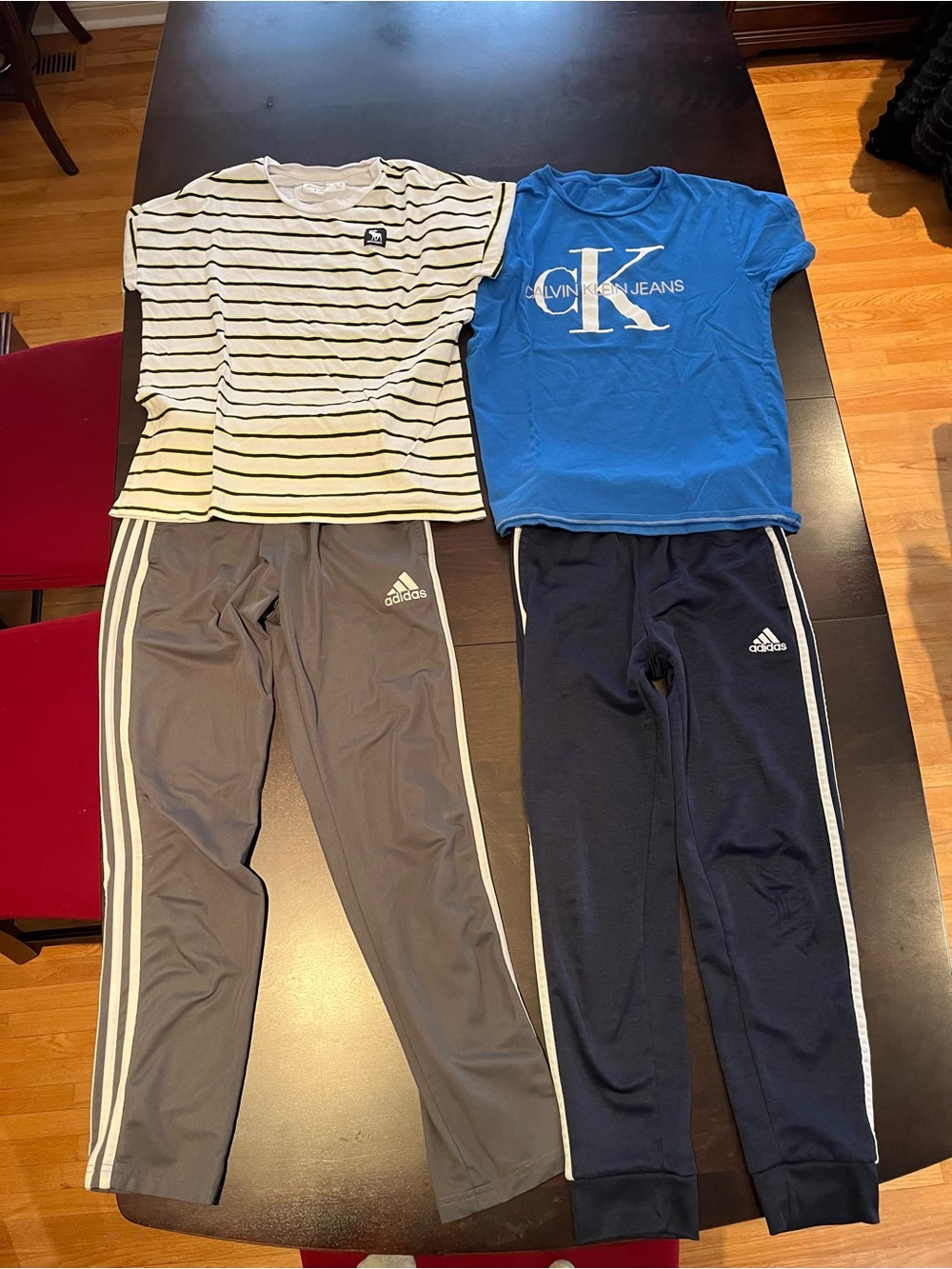 Adidas/ Abercrombie/ Calvin Klein : 2 outfits (kids medium)
